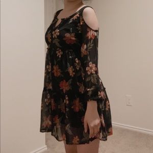 Hollister Boho Cold Shoulder Floral Dress
